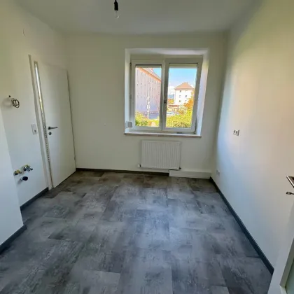Erstbezug nach Teilsanierung -  2 Zimmer - Bild 3