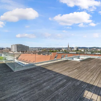 Einzigartiger Blick über den Stadtpark und die Innenstadt: Großzügige DG-Wohnung - Bild 2