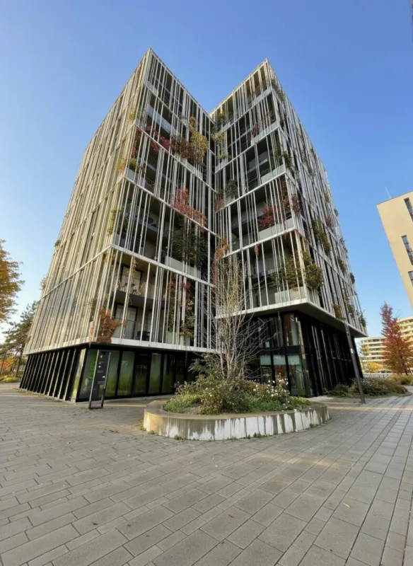 CITY-APARTMENT mit Balkon und SKYLINE-Blick - Neubau - ca.35 m² gew. NFL - U-Bahn Nähe - Bild 1