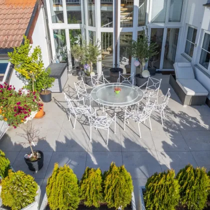 TOP Reiheneckhaus mit Blick über die Stadt - Bild 3