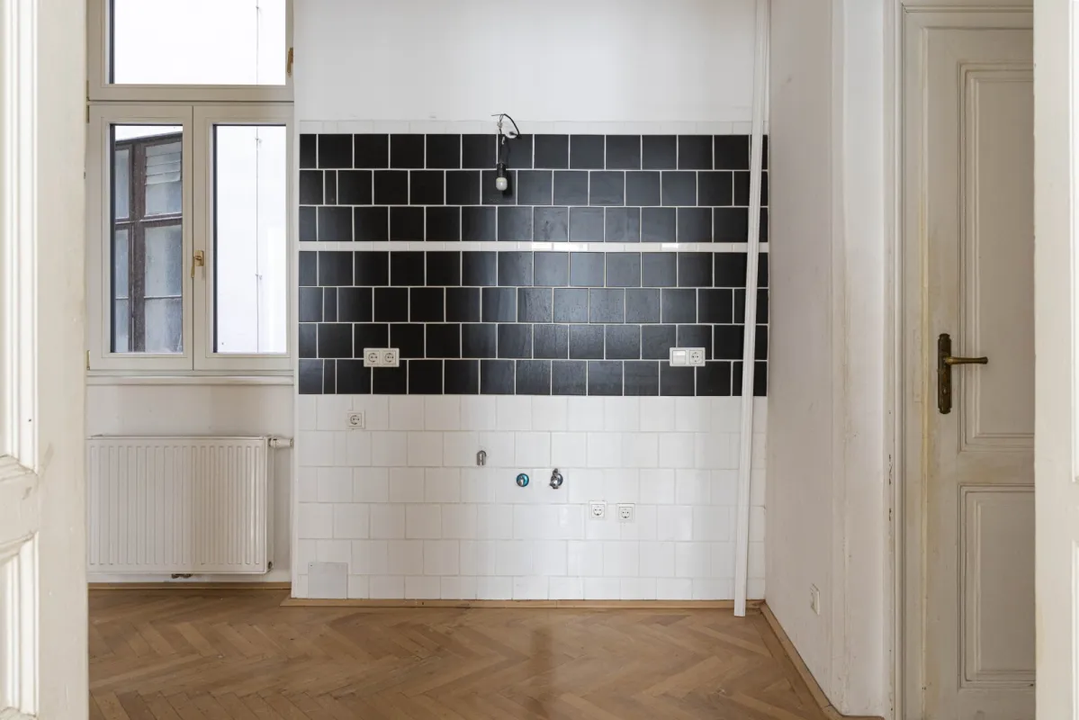 Hippe Starterwohnung mit Altbauflair in bester Lage - Bild 1