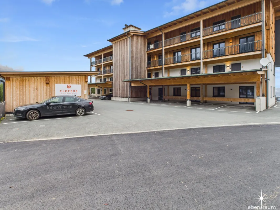 Traumhafte 5-Zimmer-Wohnung in Sonnleitn: Neuwertig, 3 Balkone. Direkt im Schigebiet Nassfeld (100 Meter vom Lift entfernt). - Bild 1