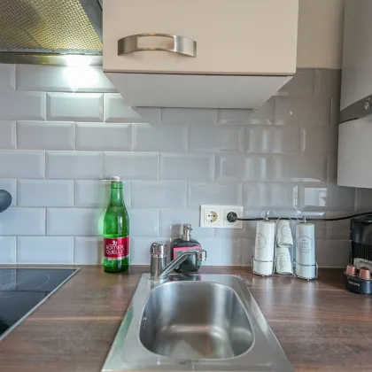 Charmantes vollmöbliertes Dachgeschoss-Studio mit Lift, Terrasse und Weitblick! - Bild 3