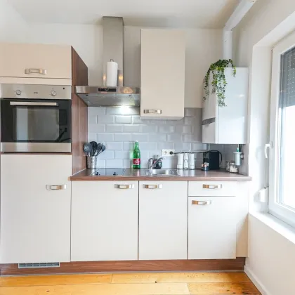 Charmantes vollmöbliertes Dachgeschoss-Studio mit Lift, Terrasse und Weitblick! - Bild 2