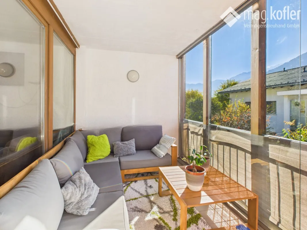 Schöne 2-Zimmer-Wohnung mit großer Veranda – ideal als Anlage - Bild 1