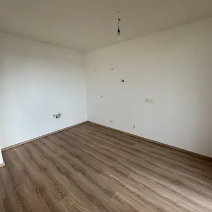 Leistbare 4 Zimmer Erdgeschoßwohnung mit  Loggia und Terrasse  - unbefristeter Mietvertrag - Bild 3