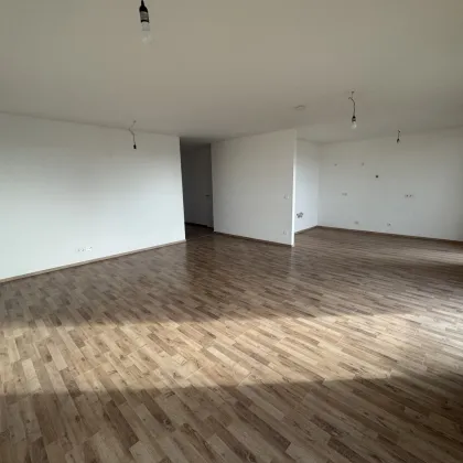 Leistbare 4 Zimmer Erdgeschoßwohnung mit  Loggia und Terrasse  - unbefristeter Mietvertrag - Bild 2