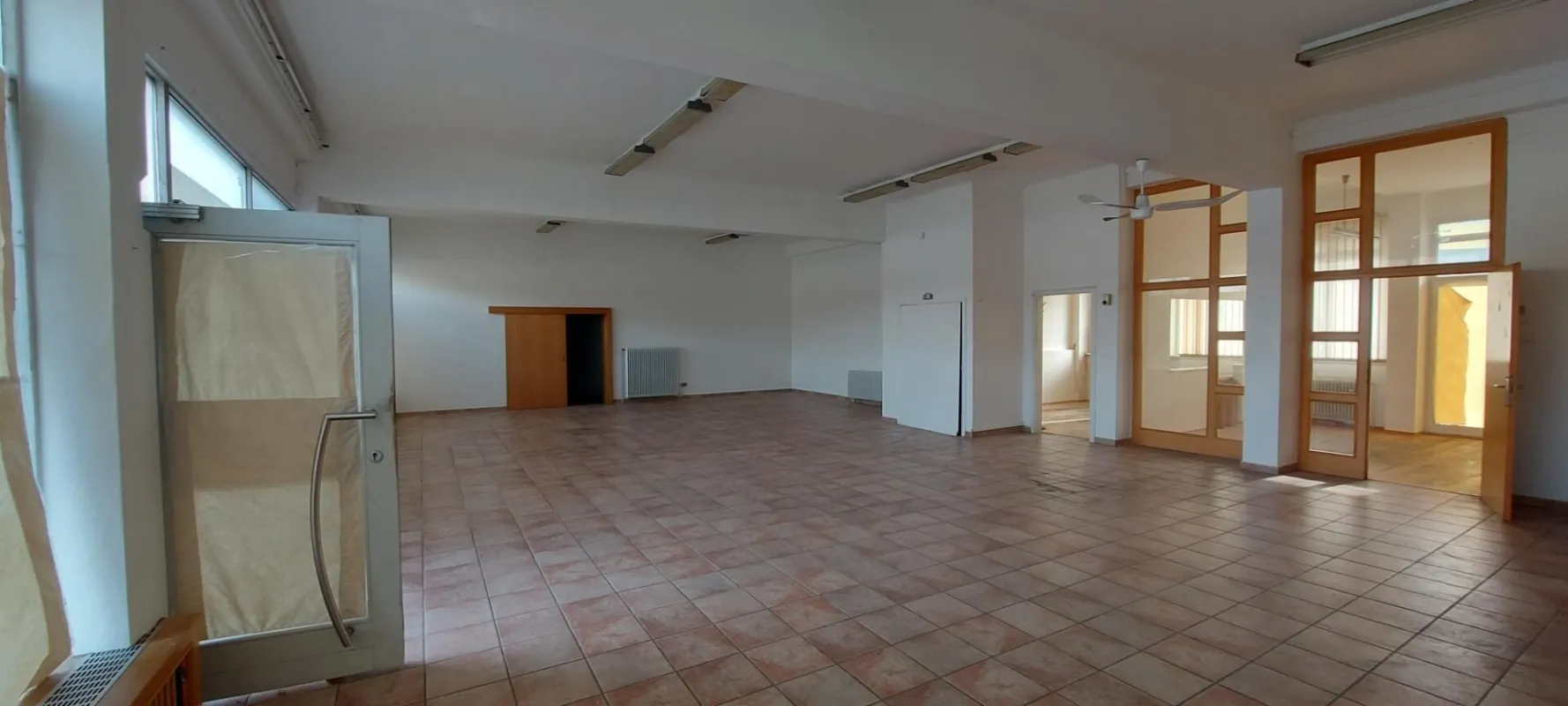 Vielseitiges Lagerobjekt mit über 173 m² Nutzfläche – Raum für Ihre Ideen! - Bild 1