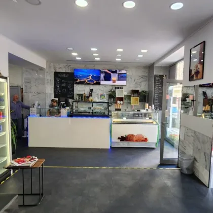 Gutgehendes Cafe und Eissalon - Bild 3