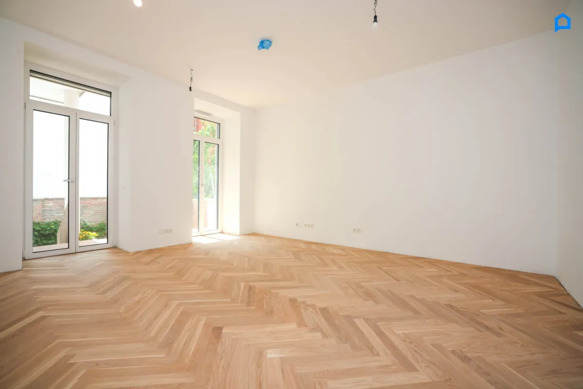 ERSTBEZUG, TOP 7, JETZT einziehen! Kernsanierter Albau mit modernster Ausstattung ab 41 m² -148m² Wohnfläche, 2-4 Zimmer plus Nebenräume, Etagen- und DG Wohnungen, Kurzzeitvermietung möglich ! - Bild 1