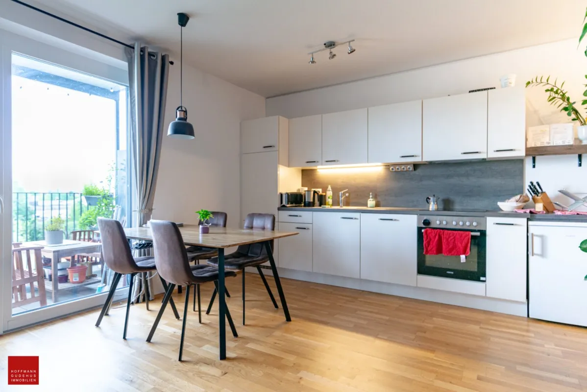 TRAUMHAFTE FERNSICHT | NEUWERTIGE 3-ZIMMER-WOHNUNG MIT BALKON - Bild 1