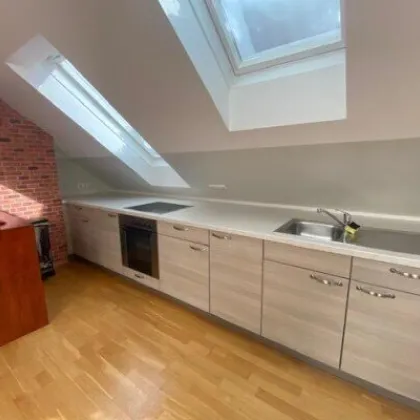 Stilvolle Dachgeschosswohnung mit Allg. Garten und Stellplatz in Inzersdorf im Kremstal! - Bild 3