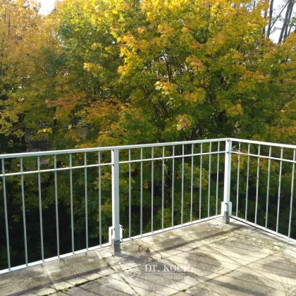 Sonnige Terrassenwohnung mit herrlichem Blick in absoluter Grünruhelage! - Bild 2