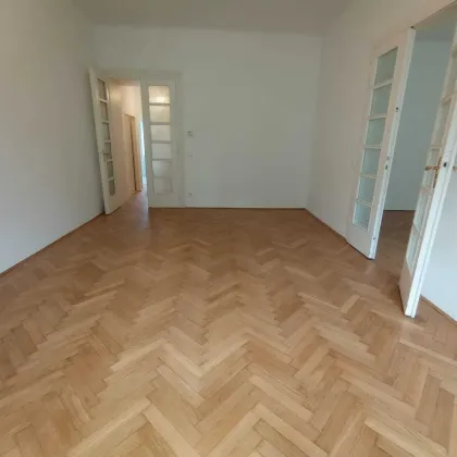 super gepflegte Stilaltbauwohnung ( 3 Zimmer ) im Herzen des Simmering! - Bild 3