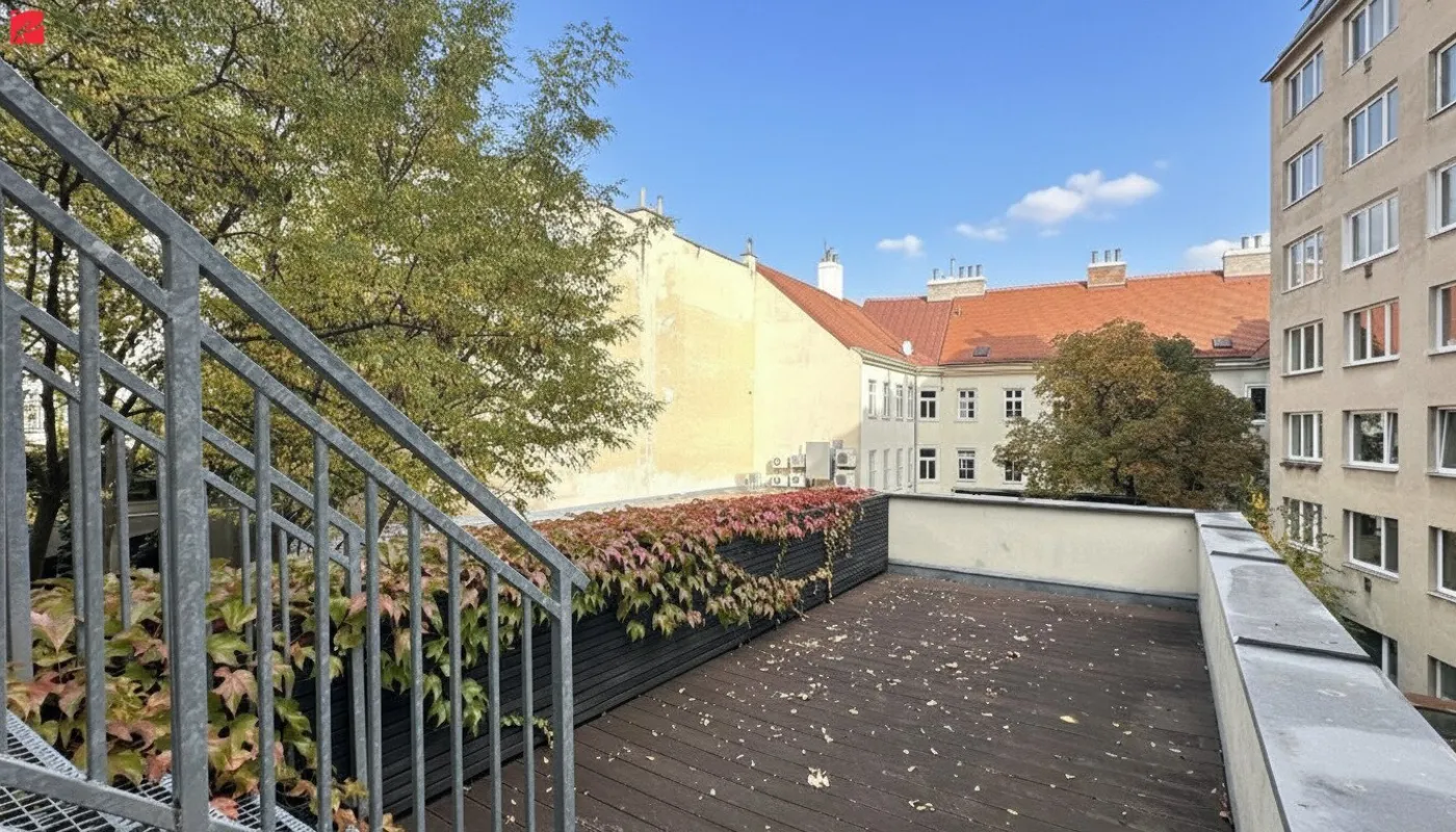 Traumhafte 2-Zimmer-Wohnung mit Loggia und Terrasse Nähe Naschmarkt - Bild 1