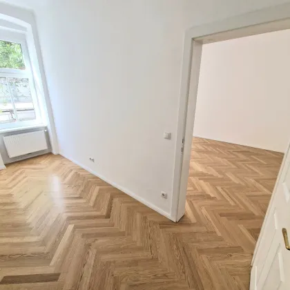 Altbauflair neu entdeckt: Liebevoll sanierte 2-Zimmer-Wohnung mit moderner Ausstattung und bester Infrastruktur +Traumhaftes Altbauhaus + Überzeugen Sie sich selbst! - Bild 3