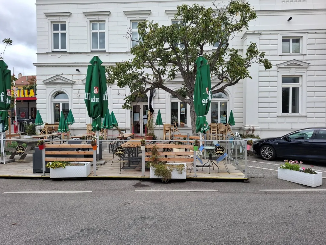 GÜNSTIG BESTLAGE TRAUMGARTEN CAFE RESTAURANT GASTROTEL IMMOBILIEN - Bild 1