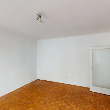 Sanierungsbedürftige 2-Zimmer-Wohnung in 1140 Wien – Perfekt für Pärchen oder AnlegerInnen - Bild 3