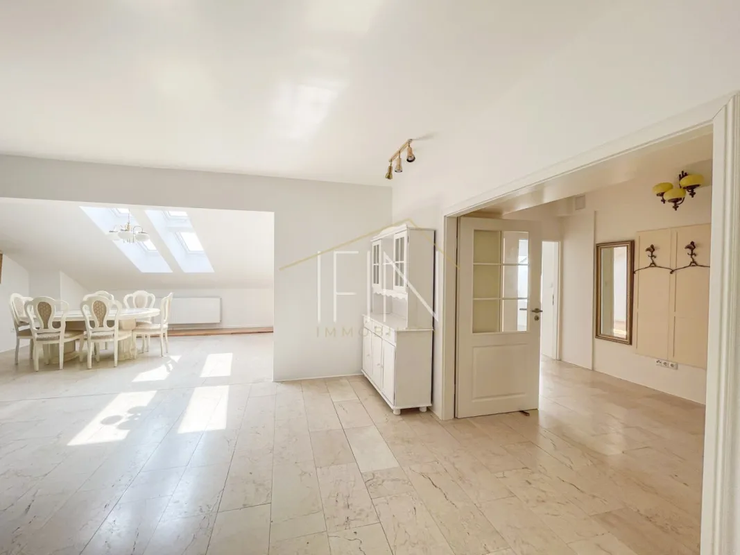 Stylische 5-Zimmer Wohnung im Herzen von Bruck - Bild 1