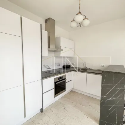 Stylische 5-Zimmer Wohnung im Herzen von Bruck - Bild 3