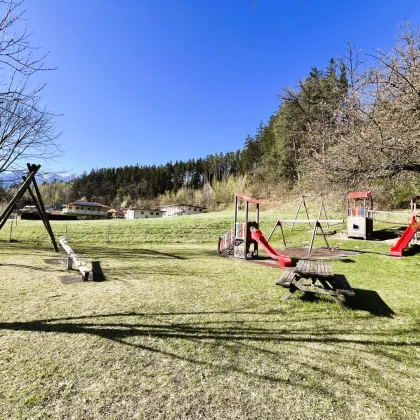 NAHE INNSBRUCK : Sonniges Baugrundstück mit ca. 430m² im GRÜNEN - PERFEKT für die ganze FAMILIE! - Bild 3