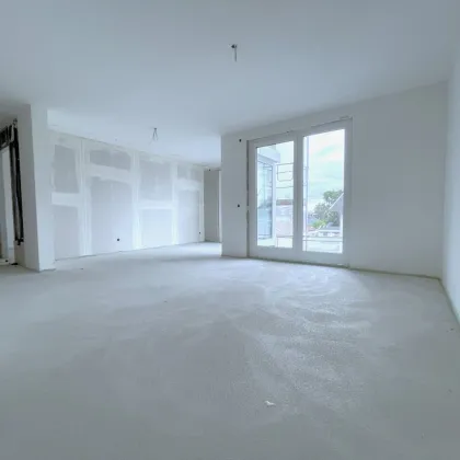 Penthouse-Feeling im DAS WEGL: Großzügige 2-Zimmer-Dachgeschoßwohnung mit sonniger Terrasse und erstklassiger Infrastruktur! - Bild 2