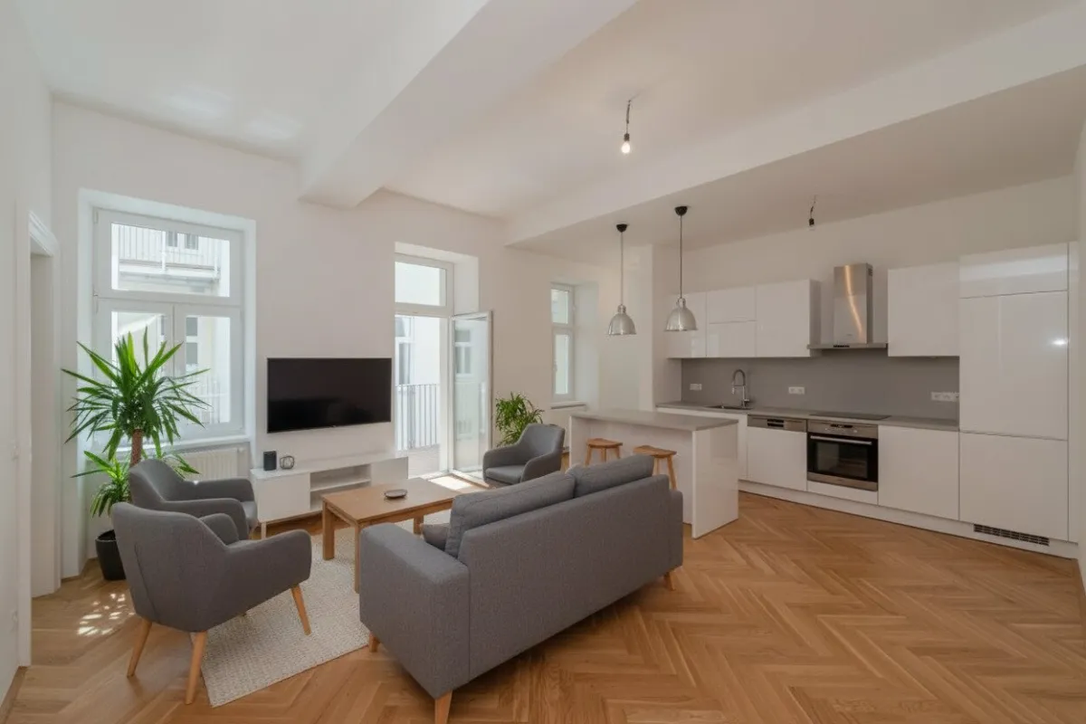 ++NEU++ Fantastische 2-Zimmer Altbauwohnung mit Balkon - Bild 1