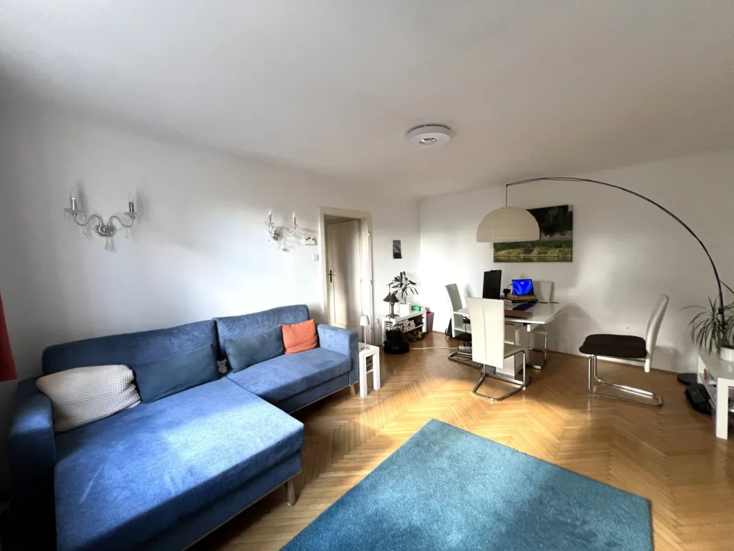 Helle und ruhige 2-Zimmer-Wohnung in einer verkehrsgünstigen Lage des 19. Bezirks - Bild 1