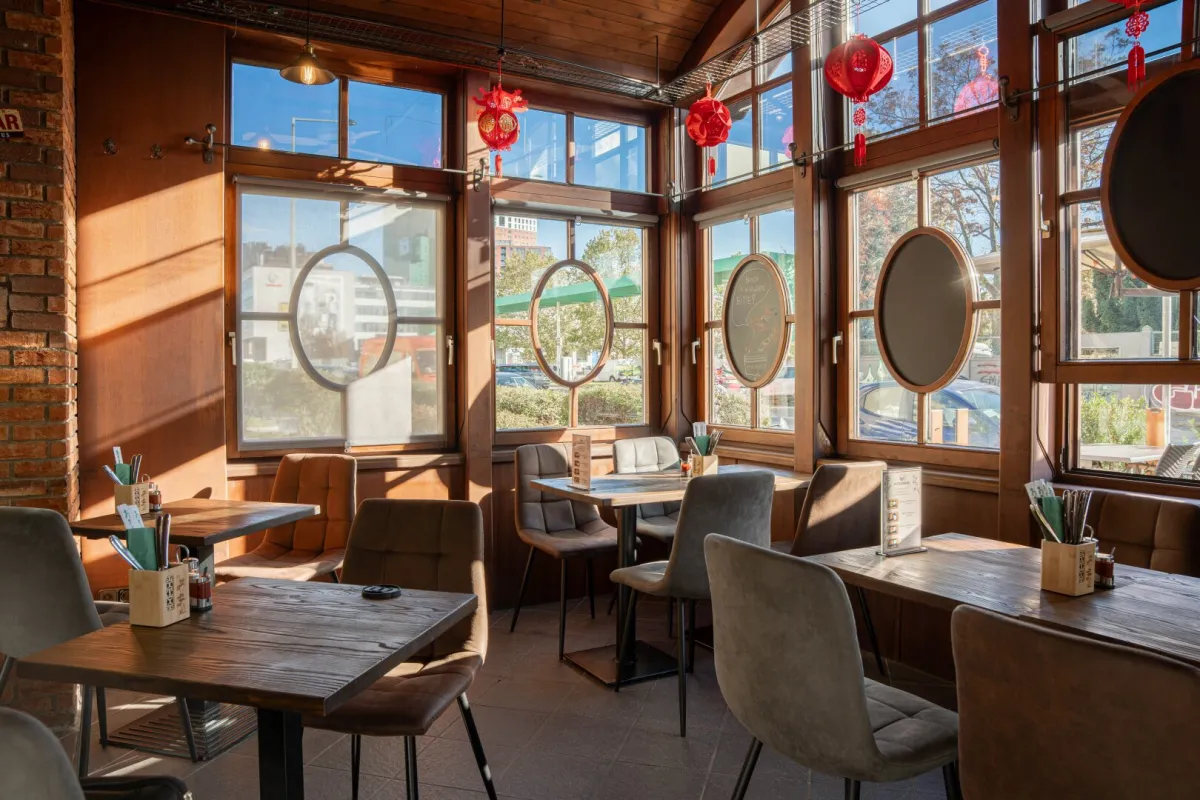 Neu renoviertes Restaurant in Wien 1120 – Top Lage, Gastterrasse & moderne Ausstattung! - Bild 1