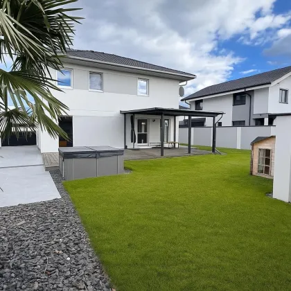 Ruhiges Einfamilienhaus mit Garten und Garage in Oberzögersdorf! Ideal für Familien! - Bild 2