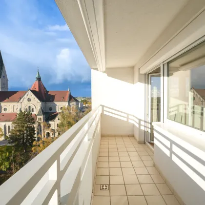 Moderne Maisonette mit traumhaftem Ausblick in Wels - Neustadt - Bild 3