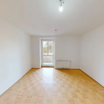 Erstbezug nach Sanierung: Moderne Stadtwohnung in zentraler Lage in Graz: 65 m² - 2 Zimmer - große Wohnküche & Eigengarten! Gleich anfragen und Besichtigungstermin vereinbaren! PROVISIONSFREI! - Bild 3