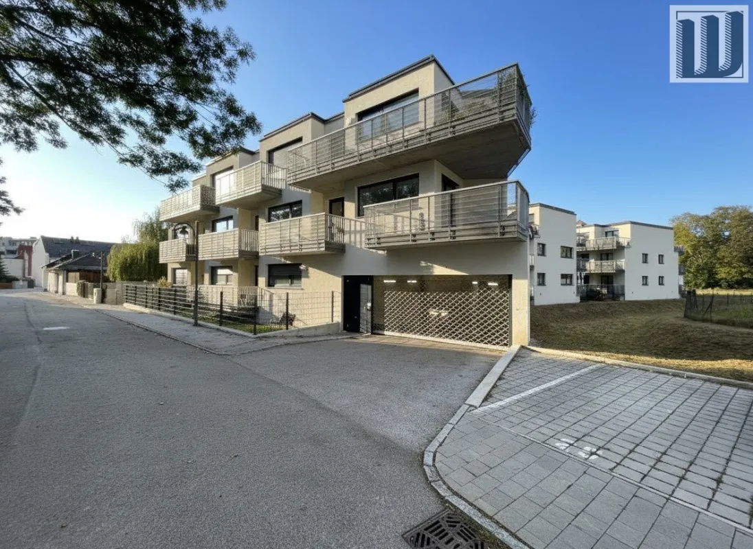 Moderne Dachgeschoßwohnung in Leobersdorf: 2 Balkone, Garage, Fußbodenheizung! - Bild 1