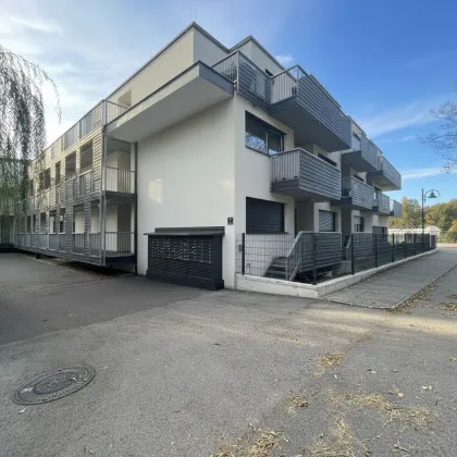 Moderne Dachgeschoßwohnung in Leobersdorf: 2 Balkone, Garage, Fußbodenheizung! - Bild 2