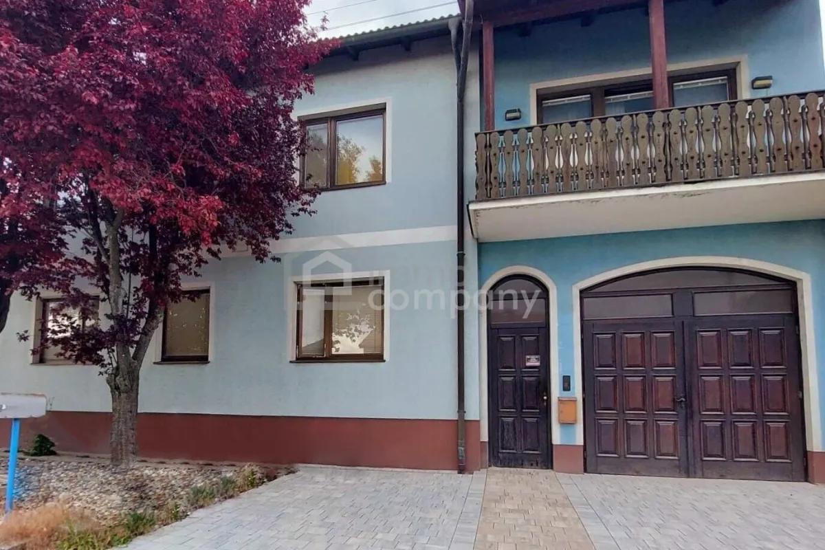 Platz für ALLE- Einfamilienhaus mit Einliegerwohnung! - Bild 1