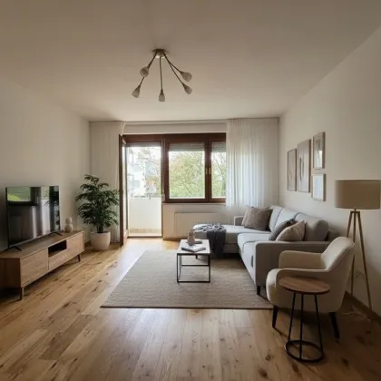 Charmante 2,5 Zi. mit Loggia - Bild 2