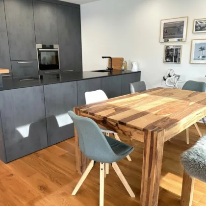 Neuwertige 4-Zimmer-Wohnung in Piberbach mit Balkon und 2 Stellplätzen! - Bild 3