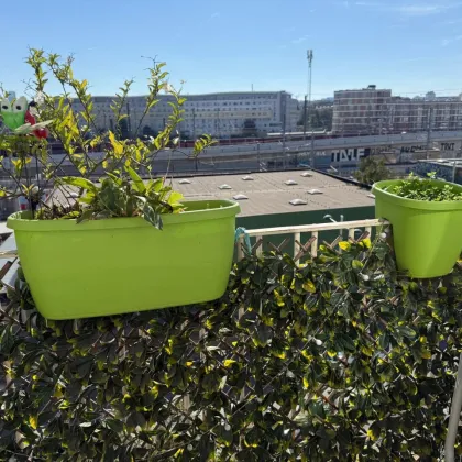 Gut geschnittene 2-Zimmer-Wohnung mit kleinem Balkon - U-Bahn Nähe - Bild 2
