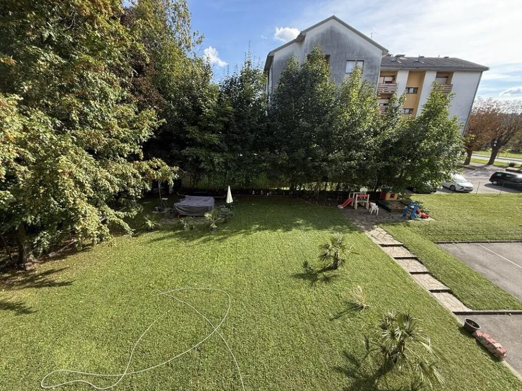 ***ERDGESCHOß-TRAUM IN PINKAFELD - MIT BALKON UND GARAGE *** - Bild 1