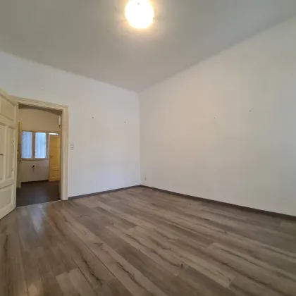 Altbau Garconniere U4 Station Ober St. Veit - Bild 2