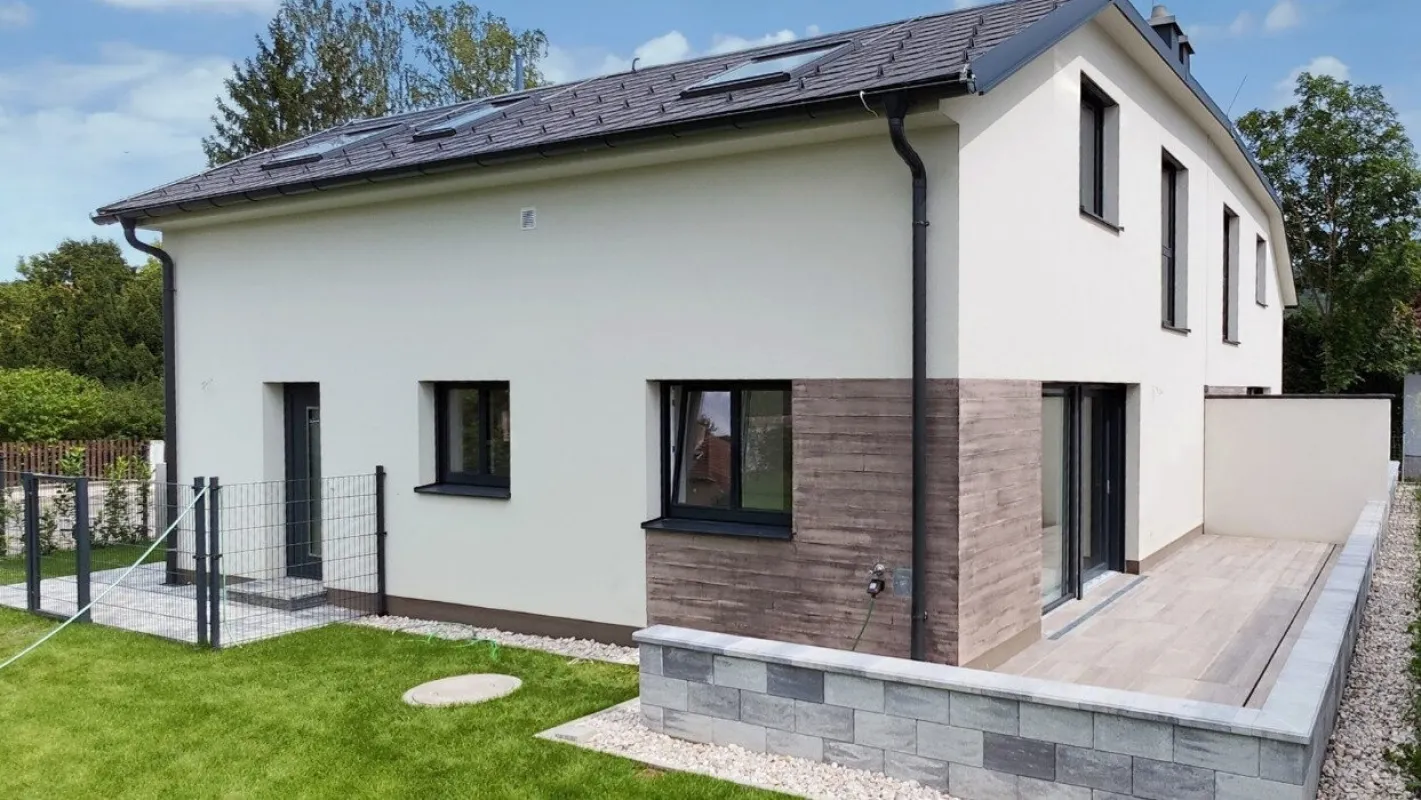 Moderne Doppelhaushälften im Zentrum von 2531 Gaaden bei Mödling - Bild 1