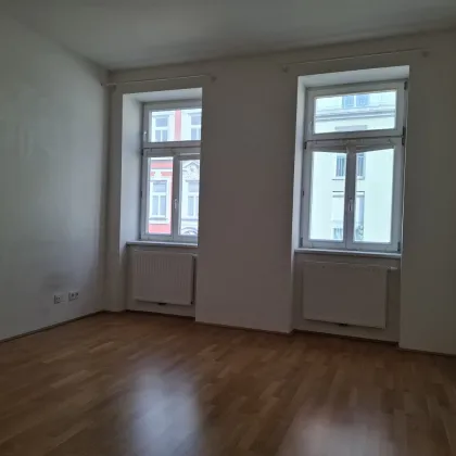 Sonnige 2 Zimmer,große Eßküche, 3.Liftstock, nähe Friedensbrücke - Bild 2