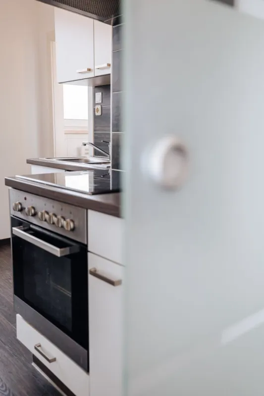 1 MONAT MIETFREI I ZENTRALE LAGE I BALKON I CARPORT OPTIONAL I HAUSTIERE WILLKOMMEN I BODENEBENE DUSCHE I WG TAUGLICH I AB SOFORT VERFÜGBAR I PROJEKT WOHNEN I - Bild 1