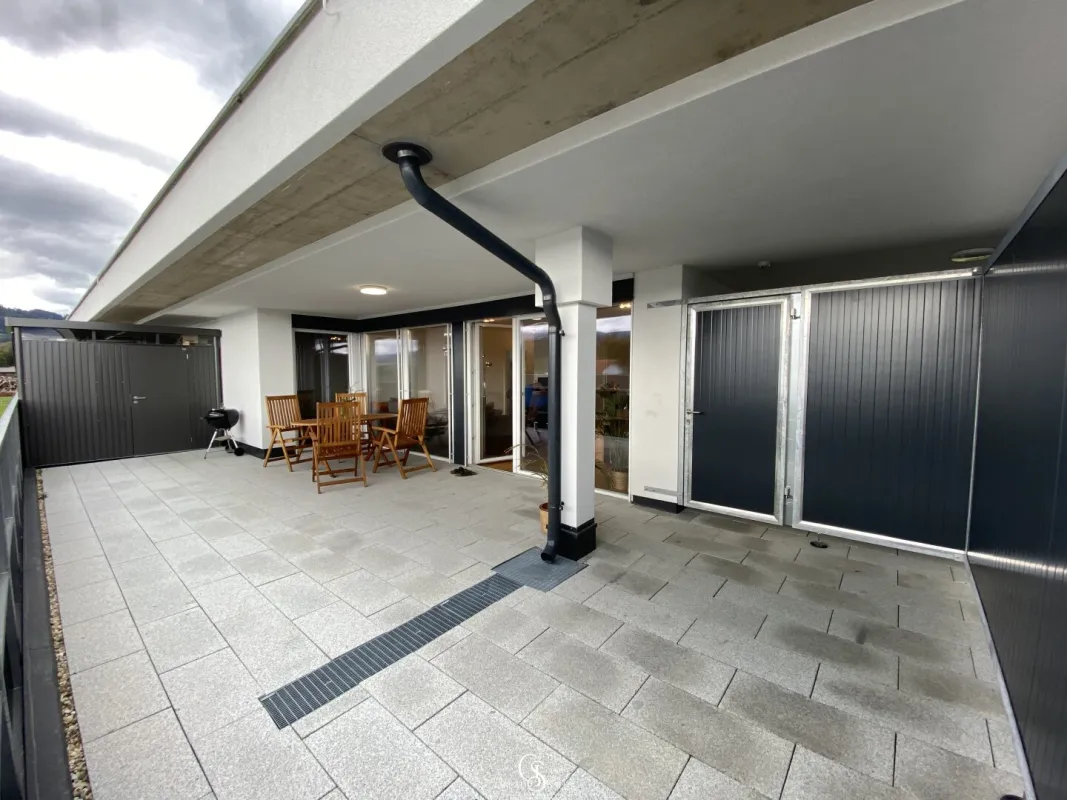 Exklusive Penthouse-Wohnung mit großzügiger Sonnenterrasse – stilvolles Wohnen über den Dächern - Bild 1