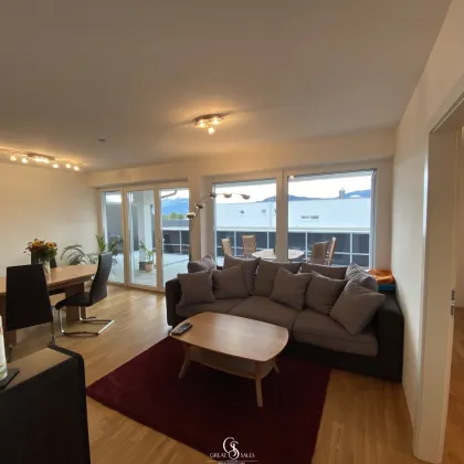 Exklusive Penthouse-Wohnung mit großzügiger Sonnenterrasse – stilvolles Wohnen über den Dächern - Bild 3