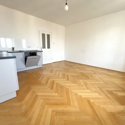 Da ist er – Ihr Wiener Wohntraum! Altbaujuwel im letzten Stock mit Balkon & Klima – jetzt zugreifen! - Bild 3