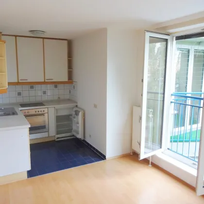 Ruhige, helle 2 Zimmer Wohnung, Innenhoflage, 3.Liftstock, Neubau - Bild 3