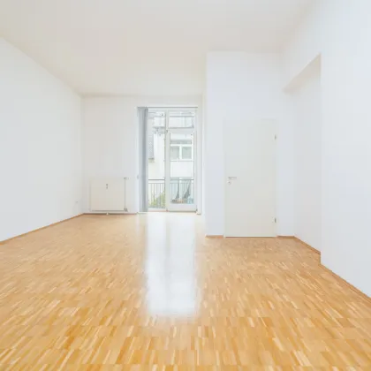 WOHNEN AM PARKRAND I BALKON I WG-TAUGLICH I RUHIG I BADEWANNE I AB SOFORT I PROJEKT WOHNEN I - Bild 2