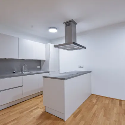 Erstbezug: Schöner 3-Zimmer-Neubau mit moderner Ausstattung - Bild 2