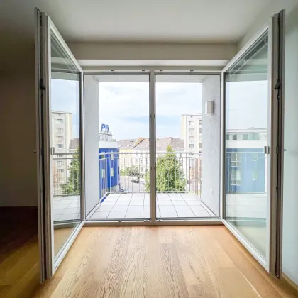 Perfekt aufgeteilte 2-Zimmerwohnung mit schöner Küche, Balkon und Loggia - Bild 3
